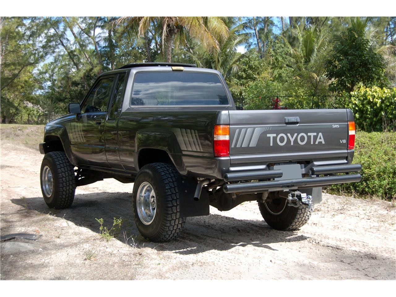 1988 TOYOTA PICKUP SR5